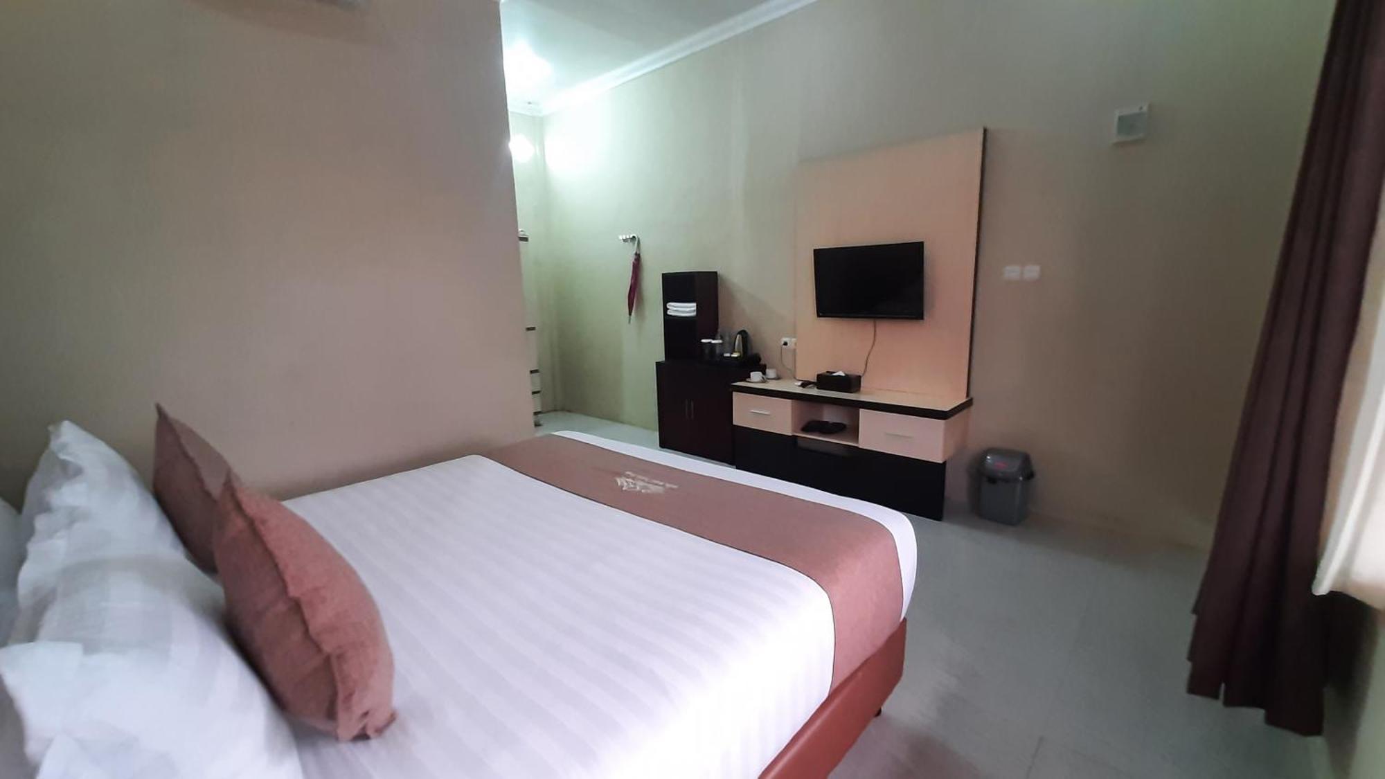 Bukit Indah Doda Hotel & Resorts Palu Eksteriør billede